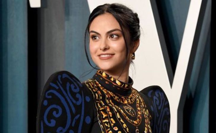 Camila Mendes age, height, body