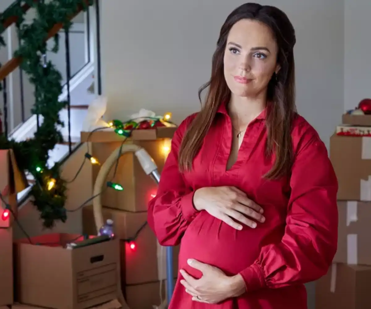 Is Erin Cahill Pregnant